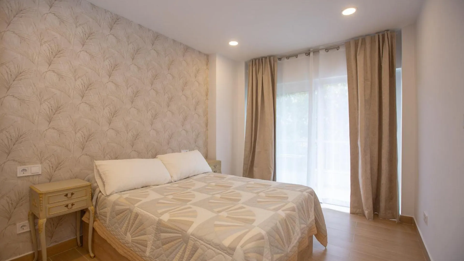 Apolo Gold Apartment Marbella 0*,  Spain